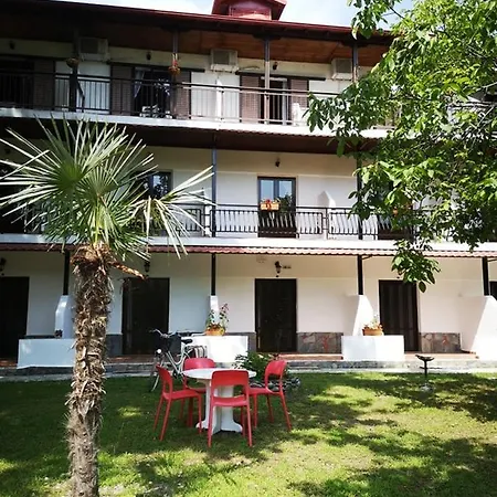 アパート Achillion Paralía Skotínis