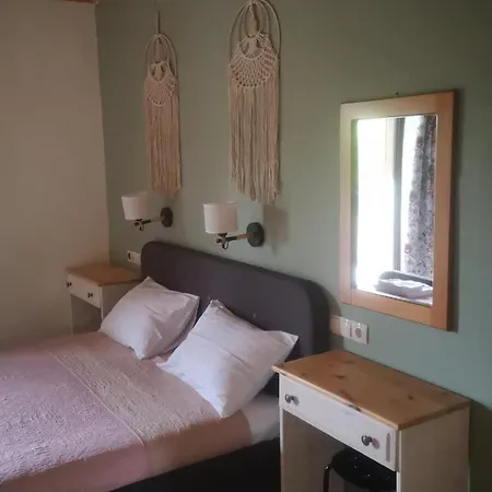 Achillion * Paralia Skotinis