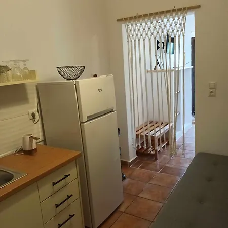 Achillion Paralía Skotínis