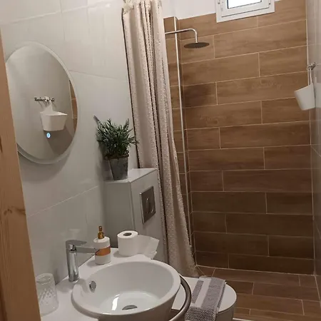 Achillion Apartment Paralia Skotinis