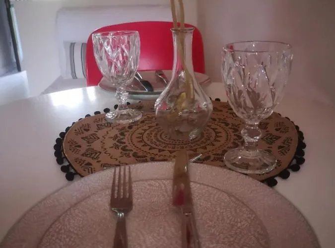 Achillion * Paralía Skotínis