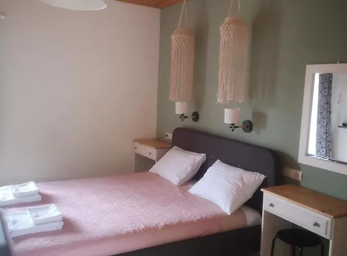 Achillion Apartmán Paralía Skotínis