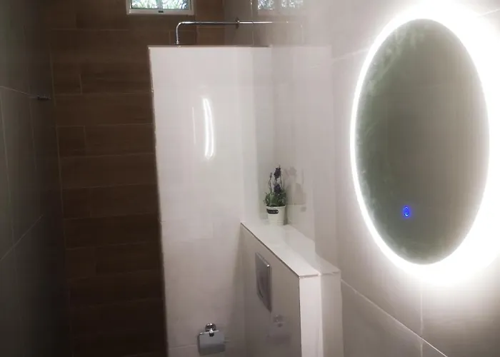 Achillion Apartmán *